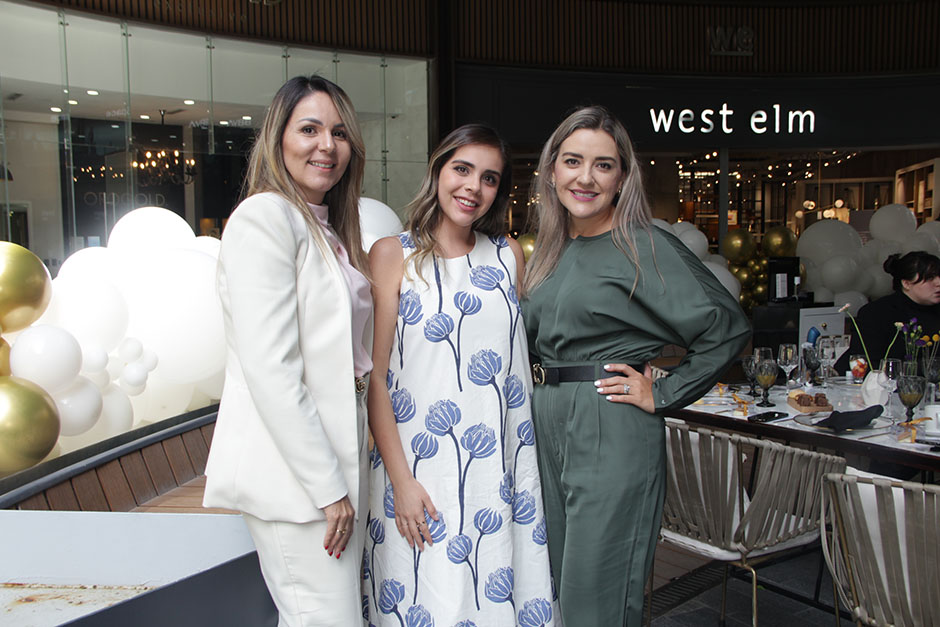 Claudia Navarro, Fernanda Sandoval y Verónica Bautista
