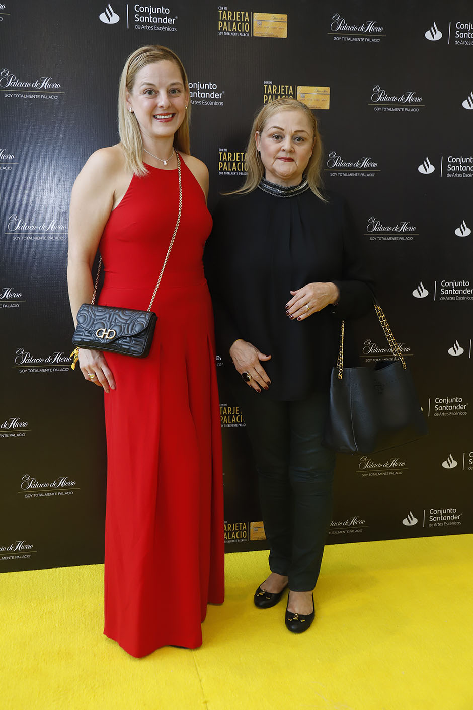 Gina Pérez Poiré y Lulú Poiré