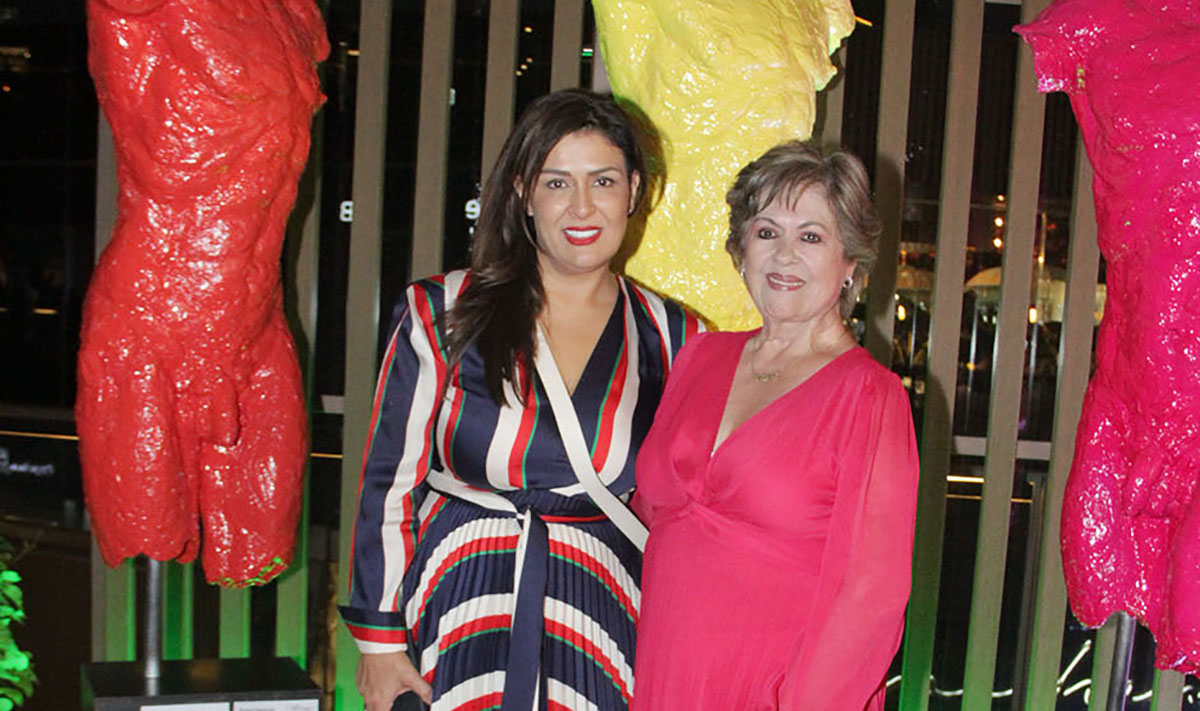 01 Lorena Martínez  y Cristy Ojeda