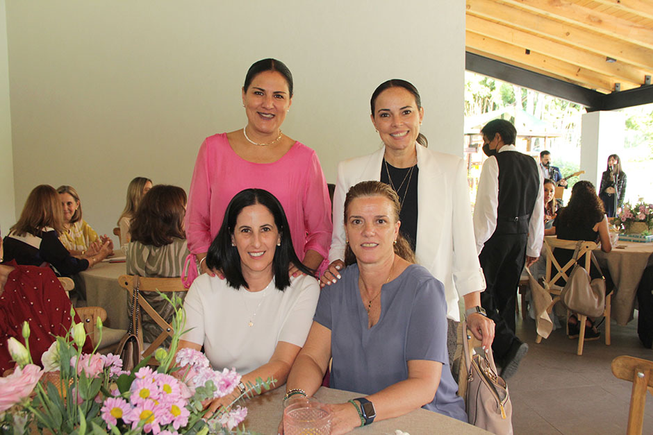 Luly Huerta, Aline Aimes, Lucía de Labra y Ana María Labrador.