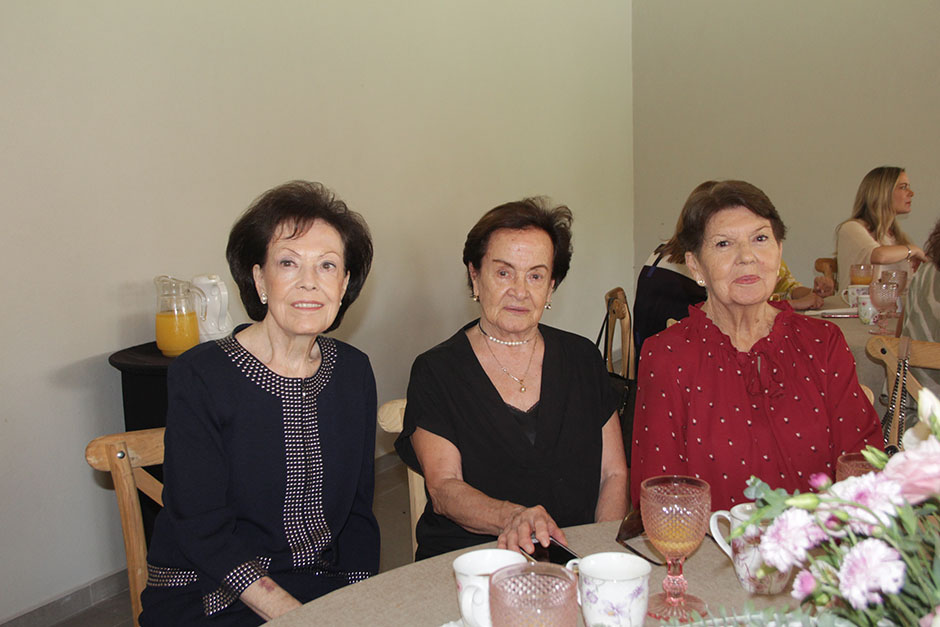 Marichú Aranguren, Tere Reynoso y Lourdes Minakata.