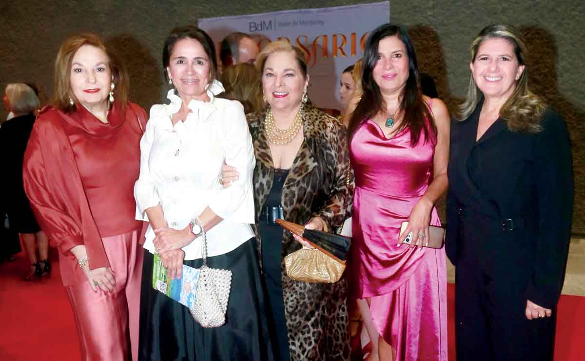 Blanca Melo de Sotomayor, Ruth Acuña de Siller,  Liliana Melo de Sada, Lorenia Canavati y Martha Herrera / Fotos: Omar Valdez
