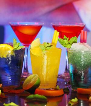 Cocteles para el 15 de septiembre. (Foto: UnSplash).