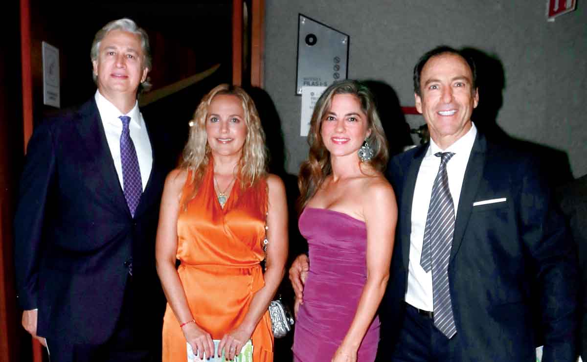 Gerardo Sánchez, Alejandra Barraza, Gaby de Garza y Alberto Garza / Fotos: Omar Valdez