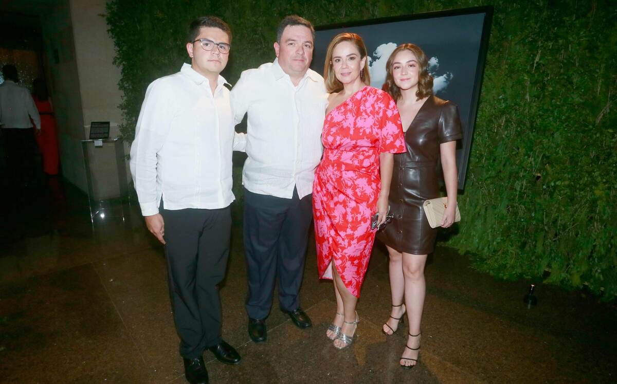 Jorge Santos, Jorge Santos, Samira Barragán y Karla Santos
