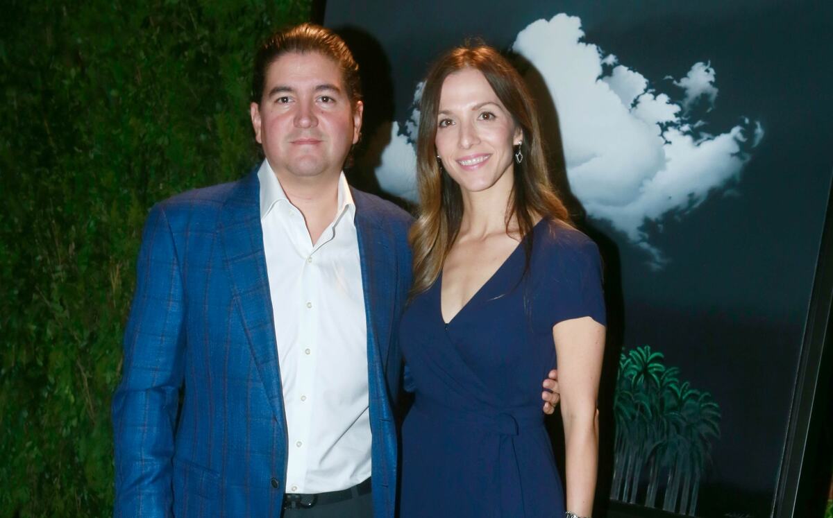 León Flores y Angelina Zorrilla