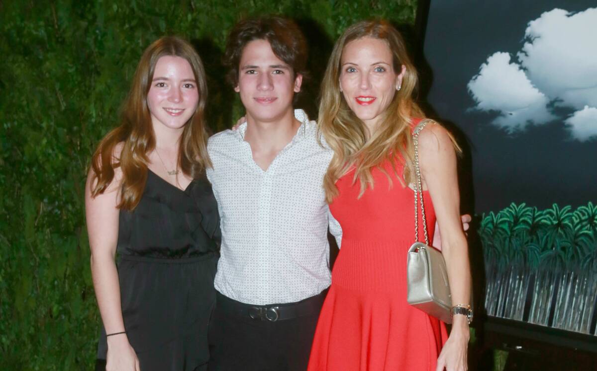 Sofía De la Garza, Jorge De la Garza y Mónica Zambrano de De la Garza. Fotos: Daniel Sladívar