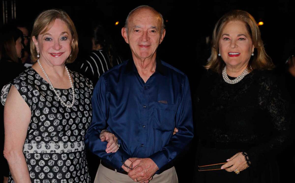 Verónica Ortiz, Fernando Elizondo y Liliana Melo de Sada