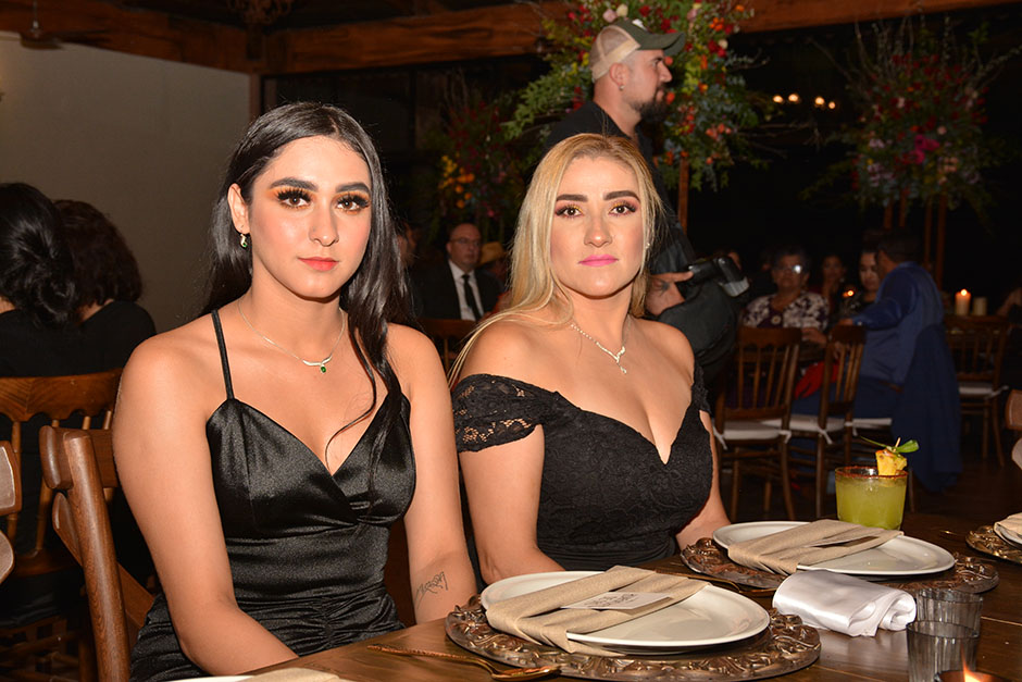 Denisse Aguilar y Karina Aguilar