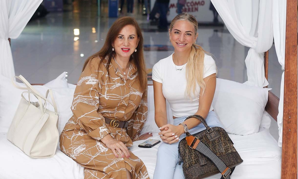 Lourdes Sáenz de Andonie y Lulú Andonie