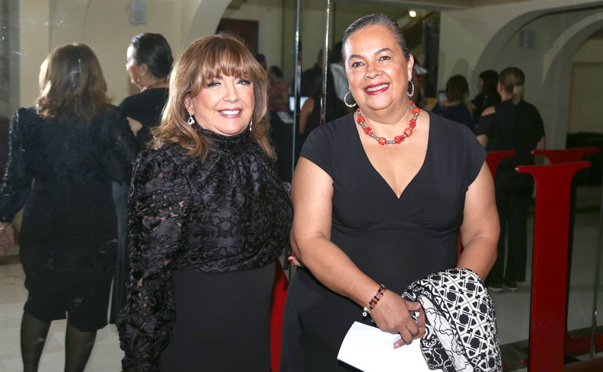 Laura y More