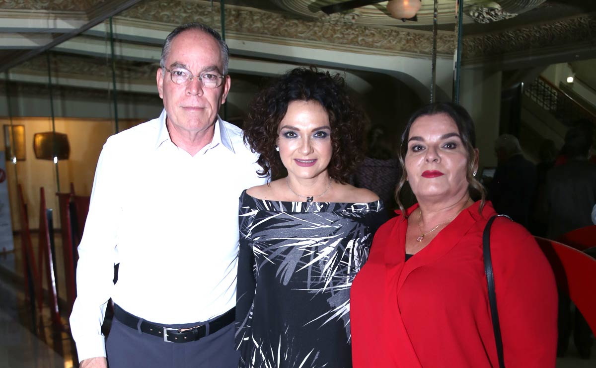 Roberto, Gretel y Rosy