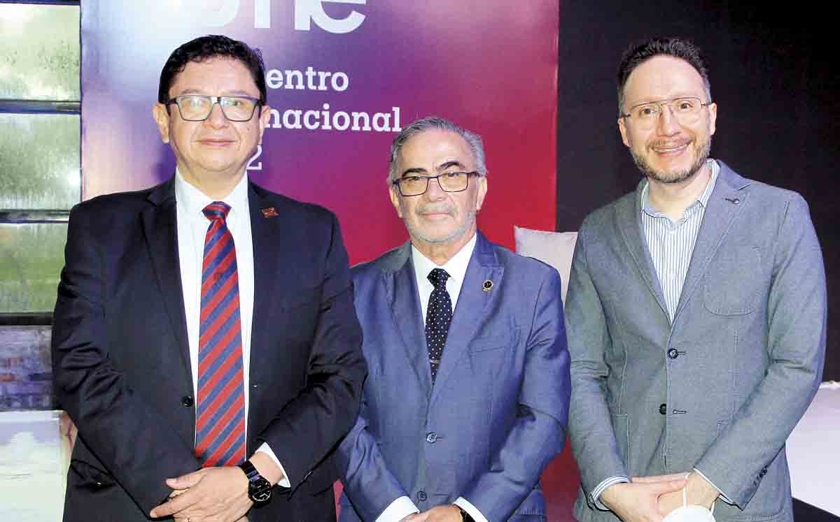 Félix Edmundo Vallejo, José Sierra y Uriel Uribe / Foto: José Chang