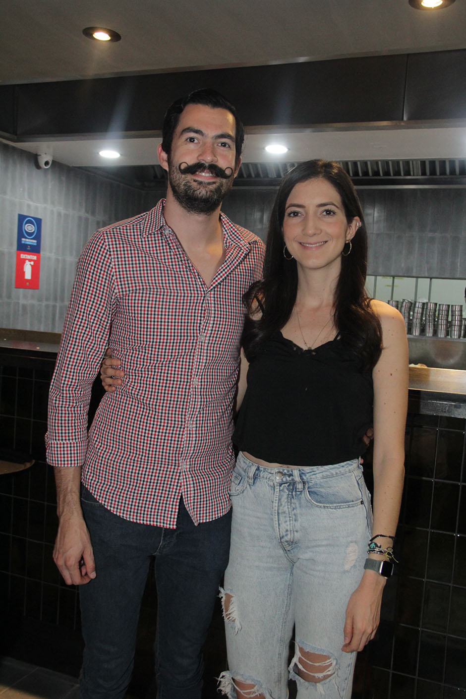 Jorge de Alba y Fernanda Chong