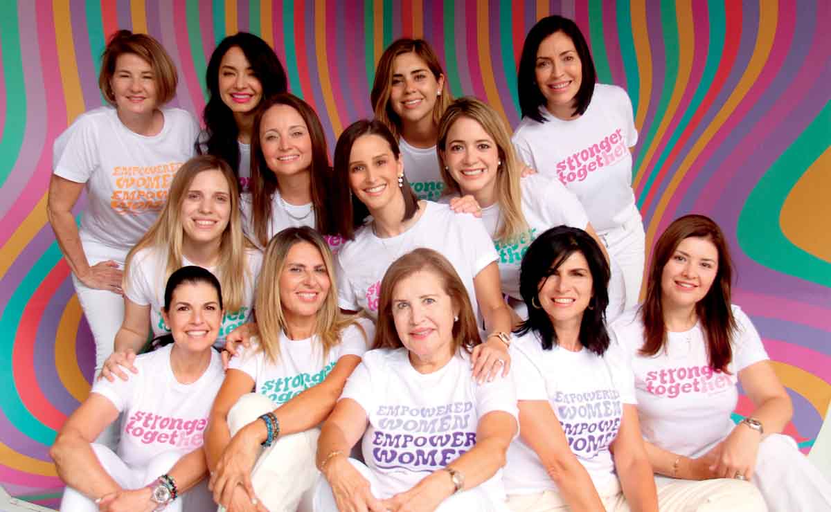 Comité de Cruz Rosa / Fotos: VGS Photos