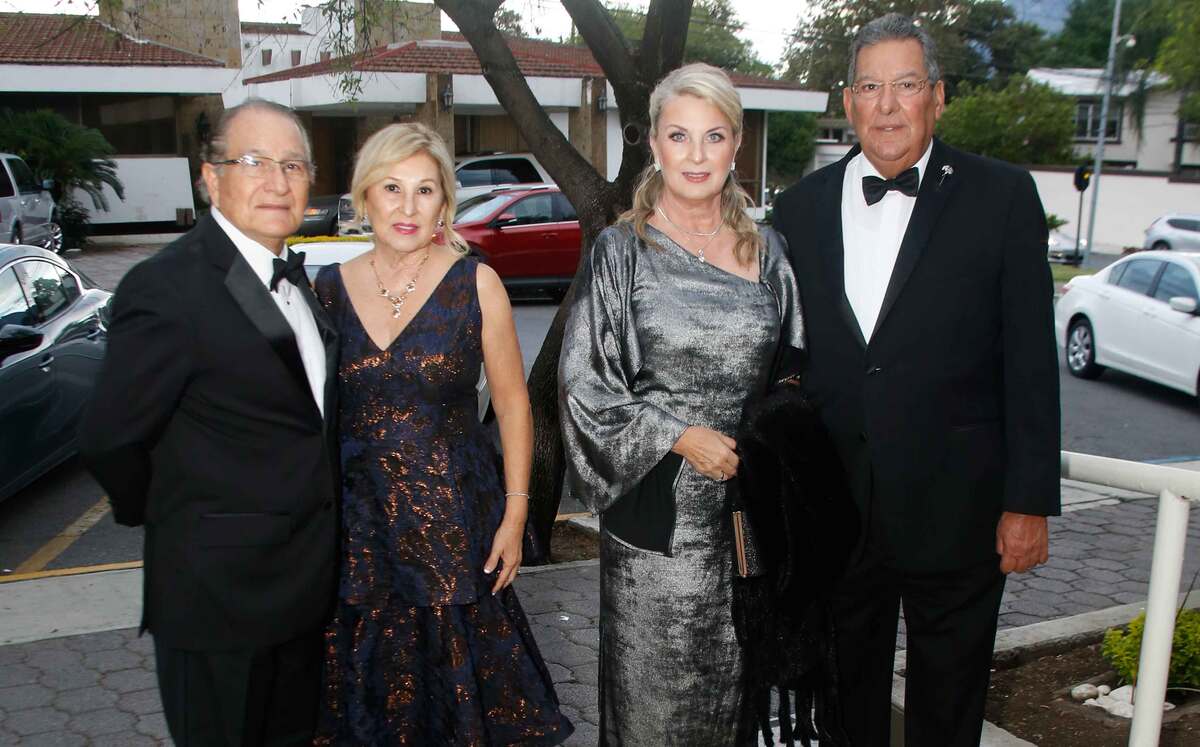 Luis Calles, Rosy Villarreal de Calles, Aracely Eggleton de Cantú y Servando Cantú