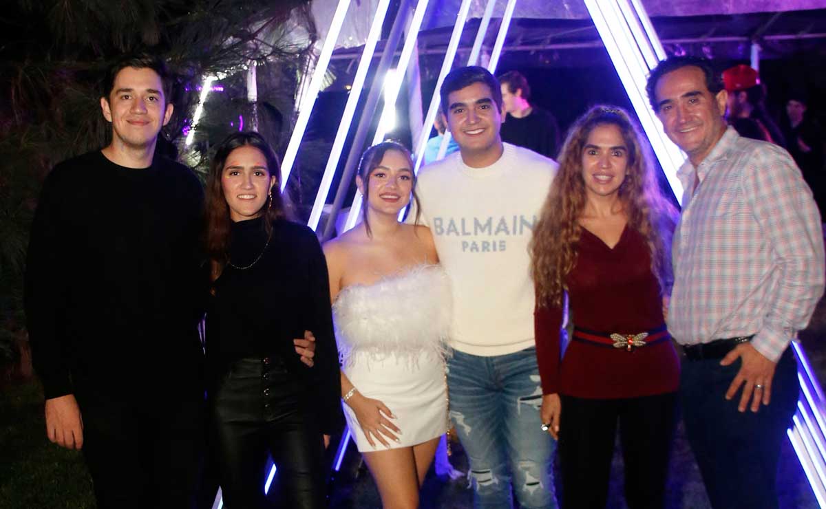 Víctor Ferrigno, Susana Garza, Naomi Chávez, Ricardo Garza, Susana Palomo de Garza y Ricardo Garza / Fotos: Antonio Mireles