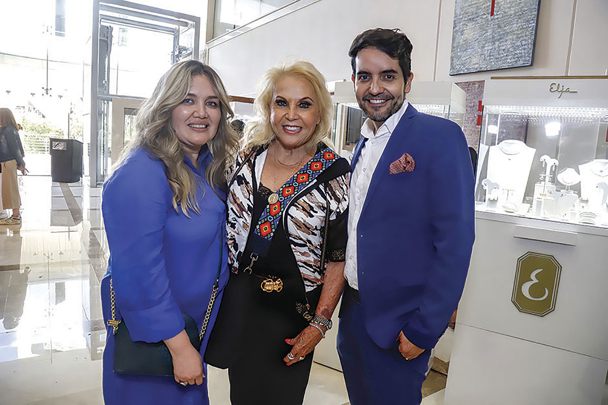 01 Zumiko Tanamachi, Güera Salas y Miguel Fuentes