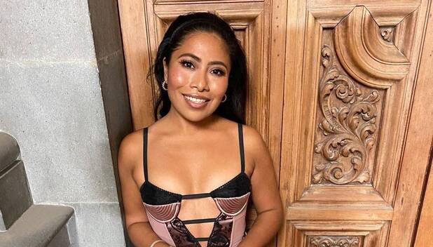 Yalitza Aparicio y el vestido cut-out Gucci que arrasó en los Ariel 2022 (Foto: Instagram)