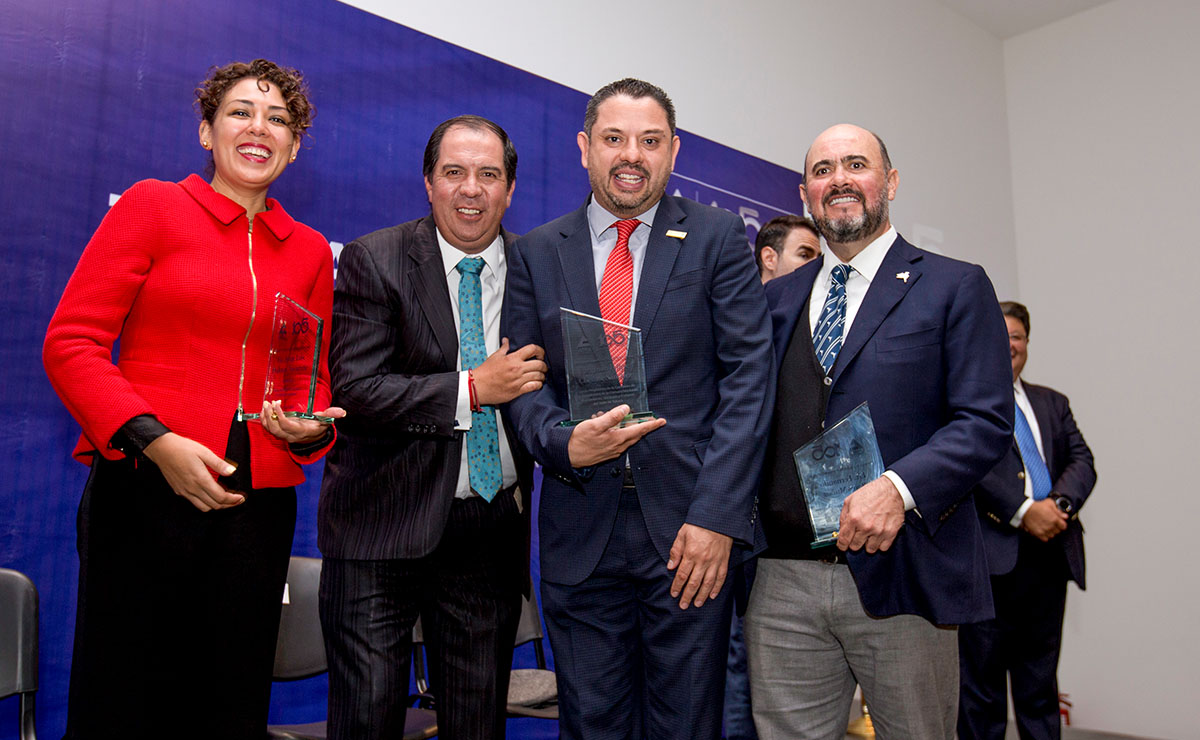 Denisse Ugalde, Jorge Pedraza, Felipe Chemor y Sergio Valls