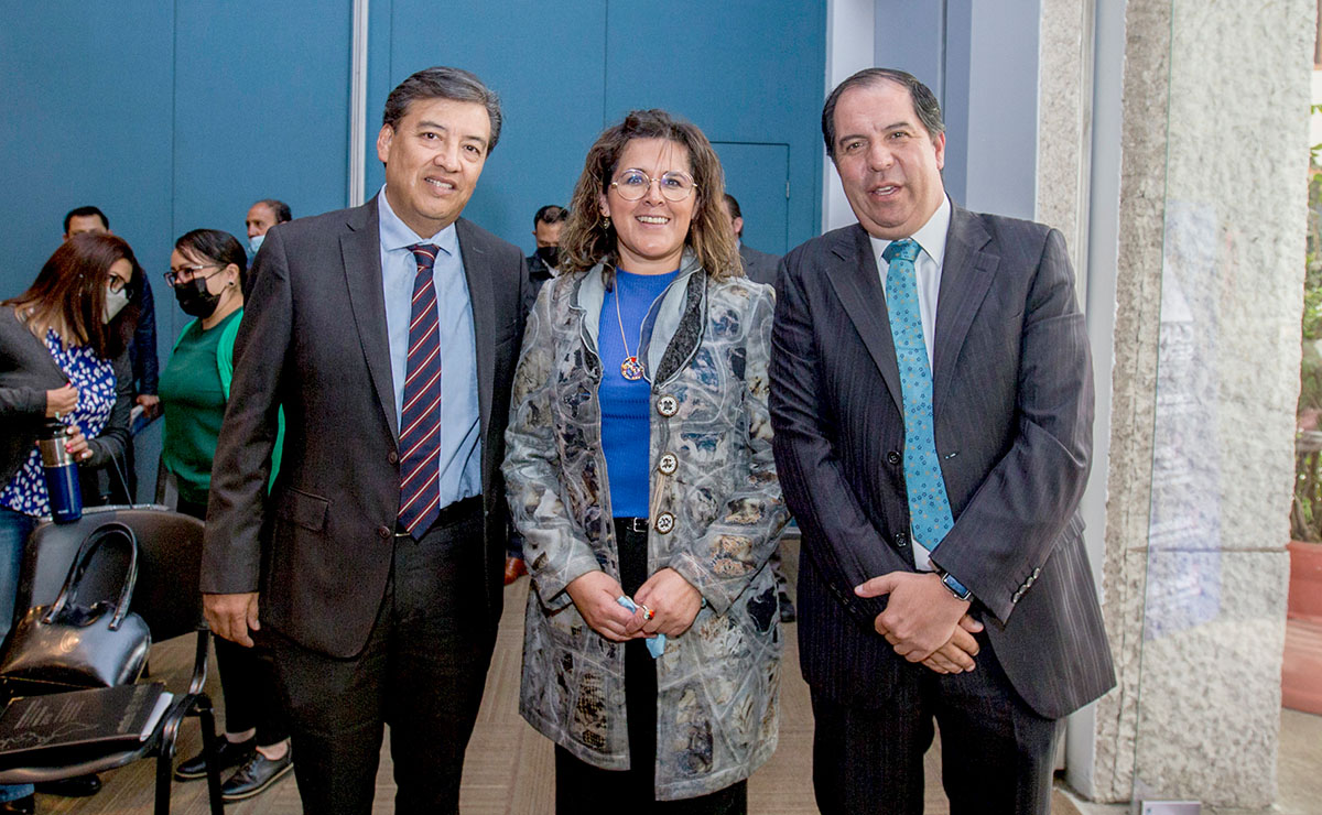 Francisco Flores, Ivet Tinoco y Jorge Pedraza