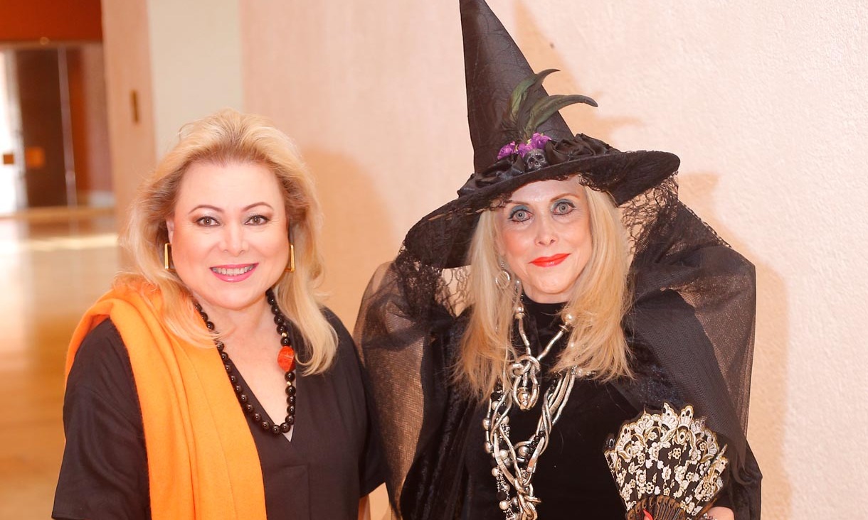 Marina Benavides y Tey González