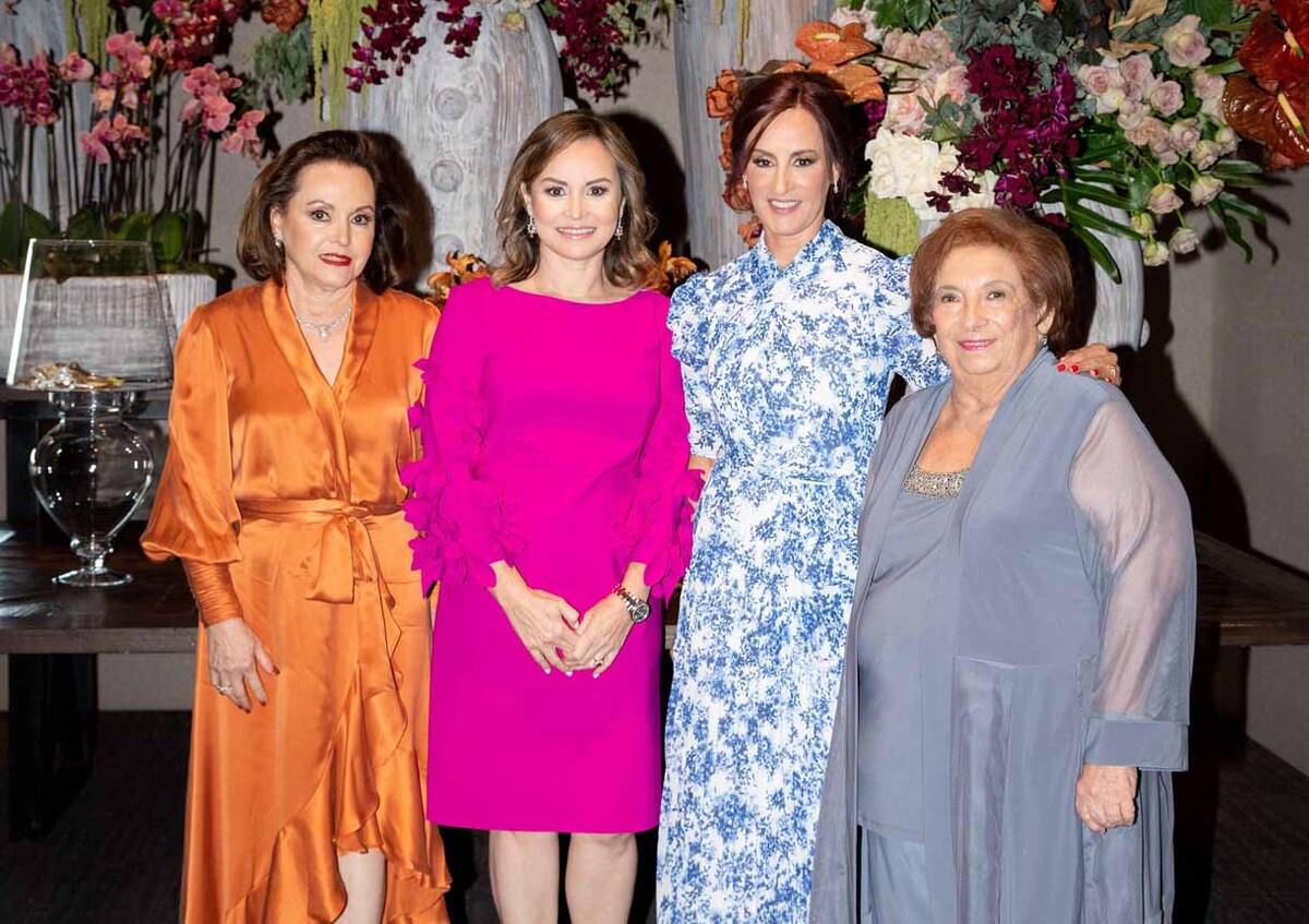 Blanca Jiménez de Elizondo, Bonnie Elizondo, Federica Valdés y Cruchy Prado de Gutiérrez