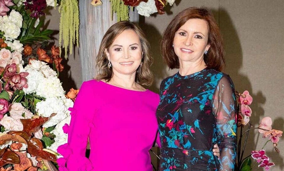 Bonnie Elizondo de Derby  y Cordelia Elizondo de Préstamo