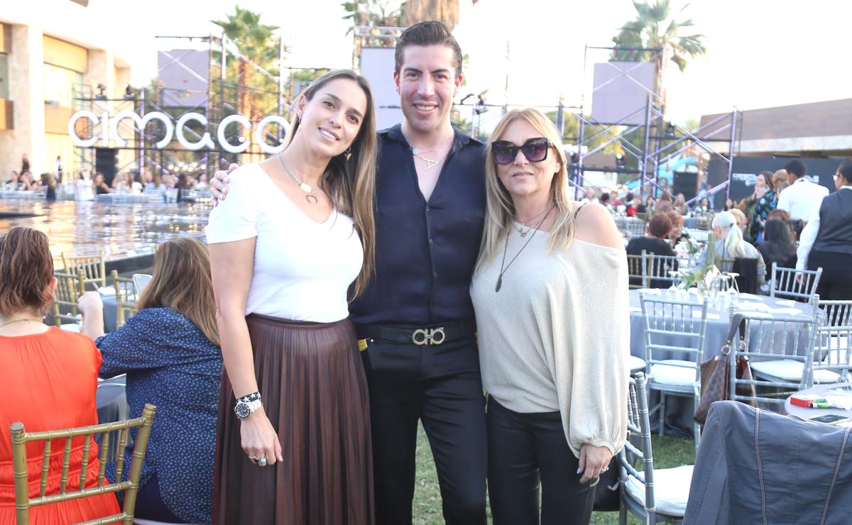 Daniela, Alejandro y Liliana