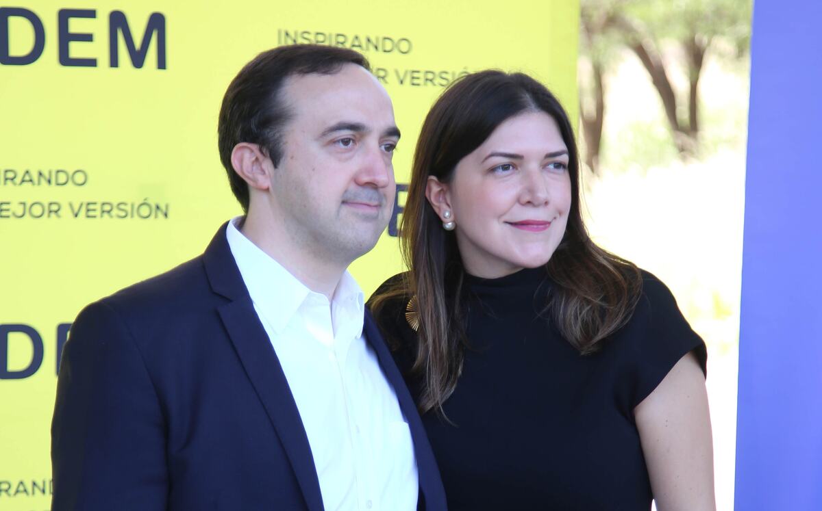 Hernán Salinas e Isa Castilla