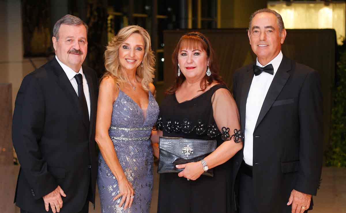 Jesús Velasco, Myriam Garza, María Elena De Treviño y Elías Treviño / Foto: Daniel Saldívar