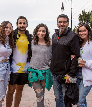 Jhoanna Prendes, Carlos Guzmán,  Elissa Prendes, Luis Prendes y Naomi Prendes