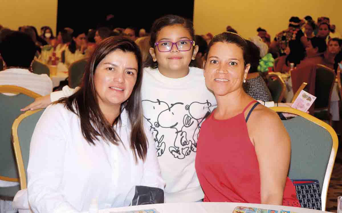 Jaz Lozano, Bárbara Ramírez y Adriana García / Fotos: Dennis Hernández