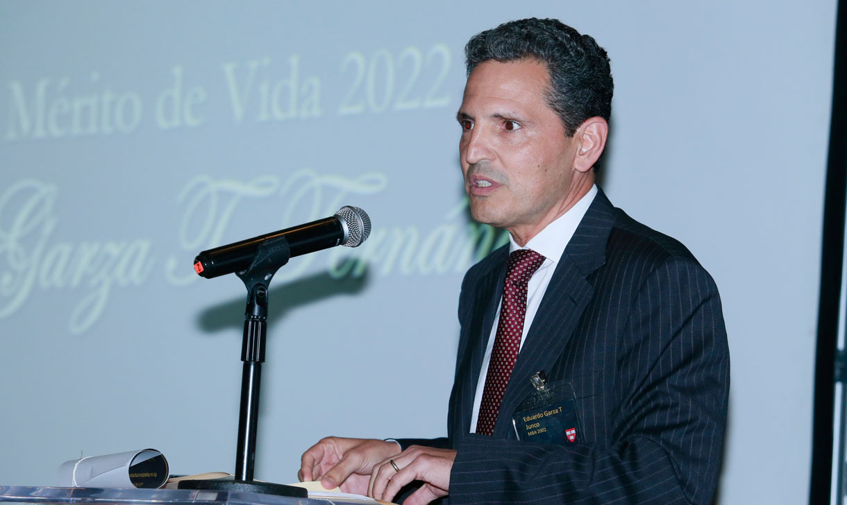 Eduardo Garza T. Junco