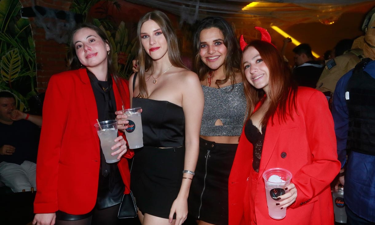 Mónica Salazar, Tey  Martínez, Monse Martínez y Kay Espejo