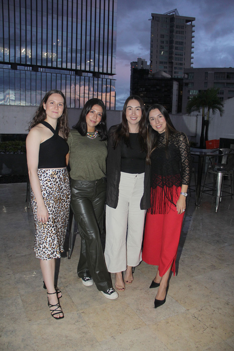 Ale Castiello, Fernanda Romero, Yedzi Martínez y Paola Pérez