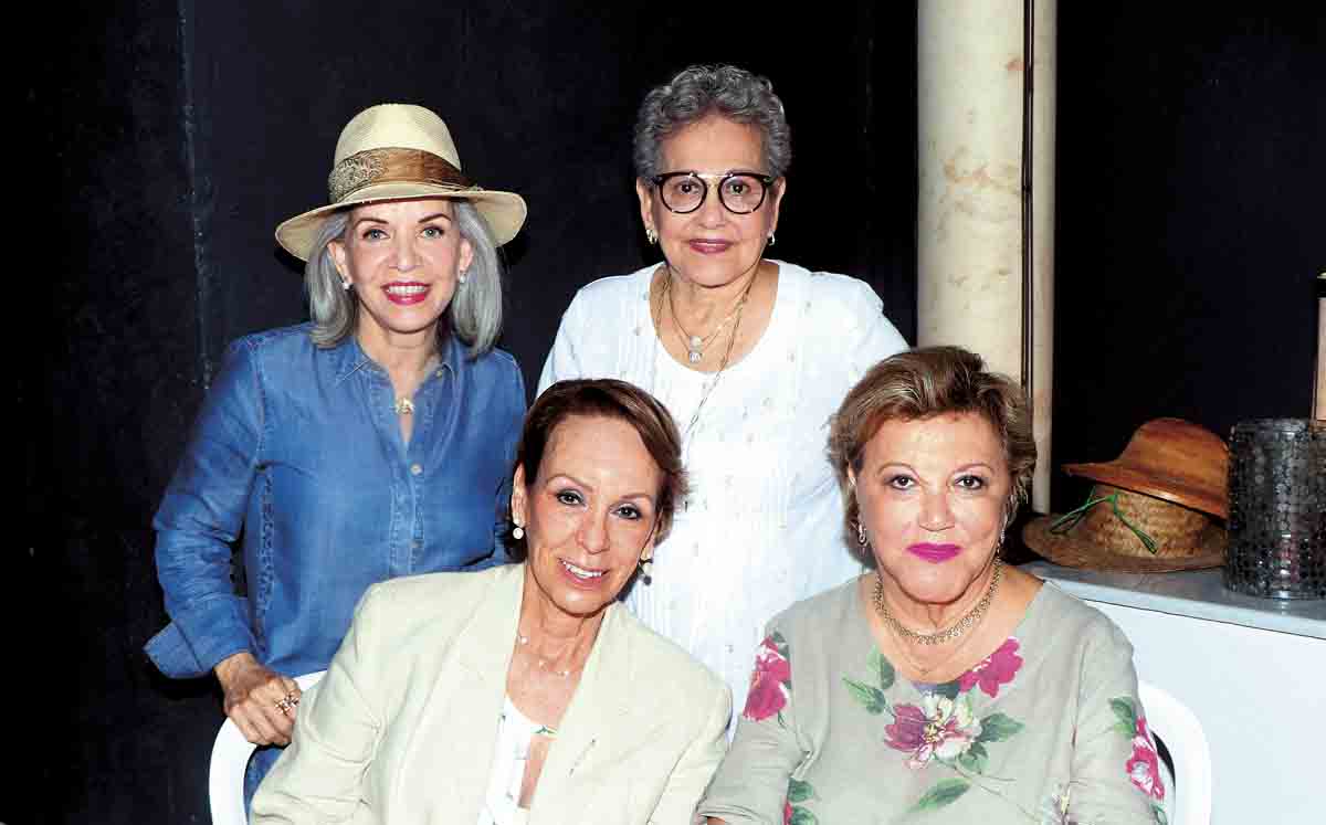 Lety Terrazas, Silvia García, Aurora de la Vega y Tula Fernández / Fotos: Dennis Hernández