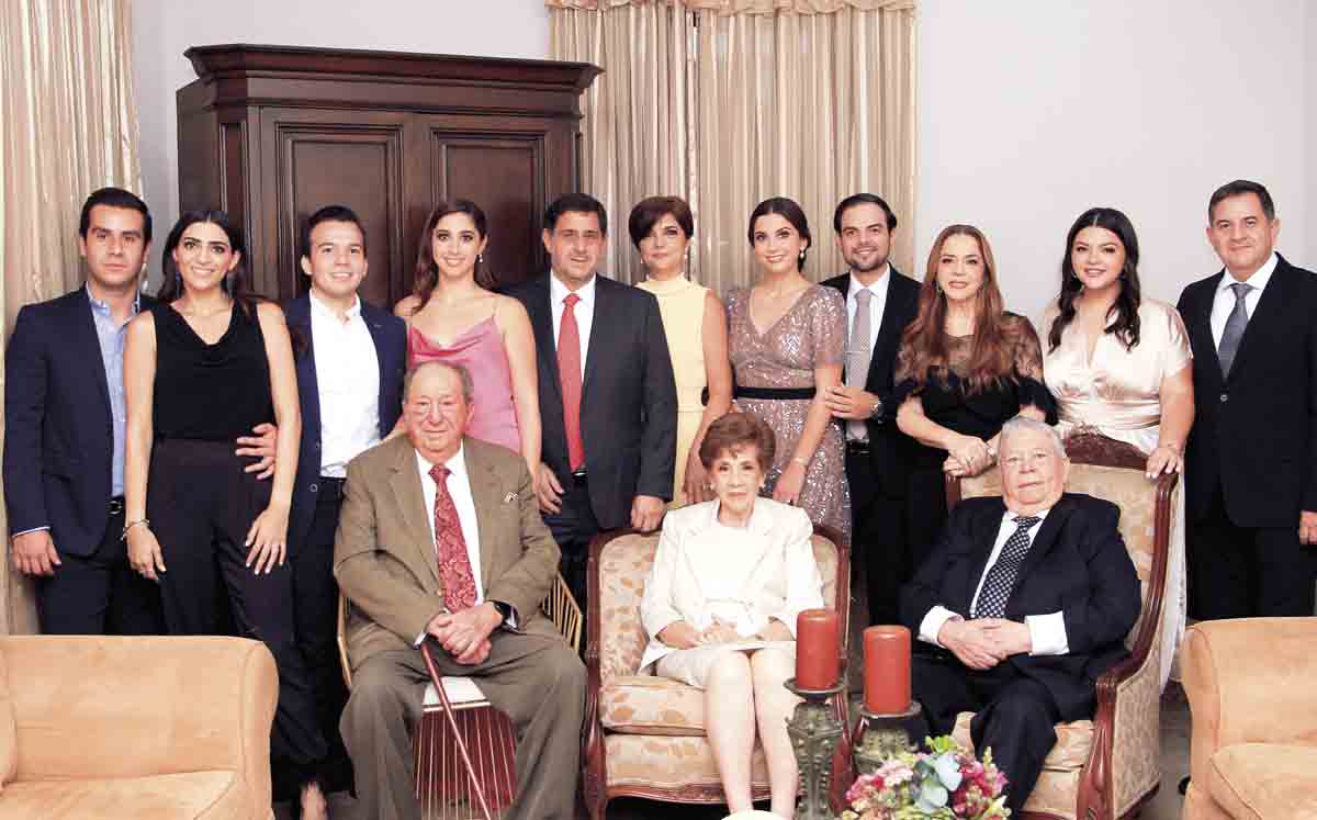Edgar Argueta, Daniela Madero, Javier Ceccopieri, Ana Lucía Madero, Paulo Madero, Martha Herrera, Martha María Madero, Paco Lavín, Lorena Morán, Loren