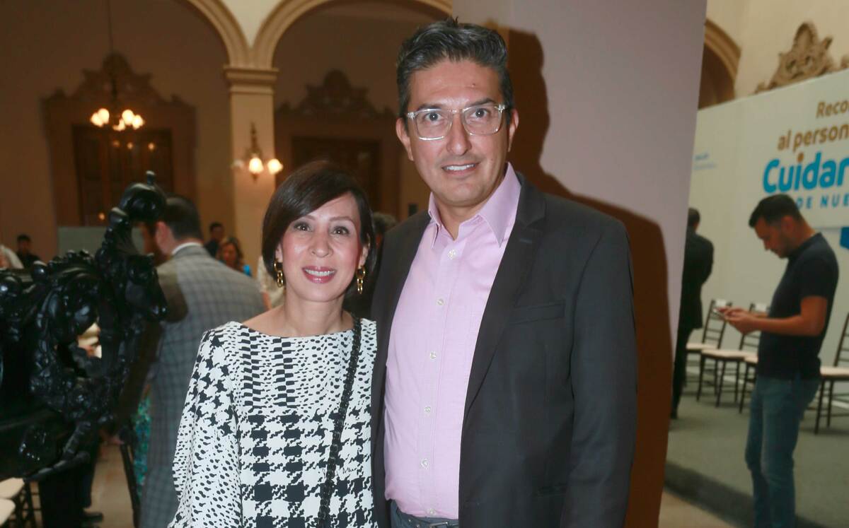 Gabriela Elizondo y Daniel Martínez