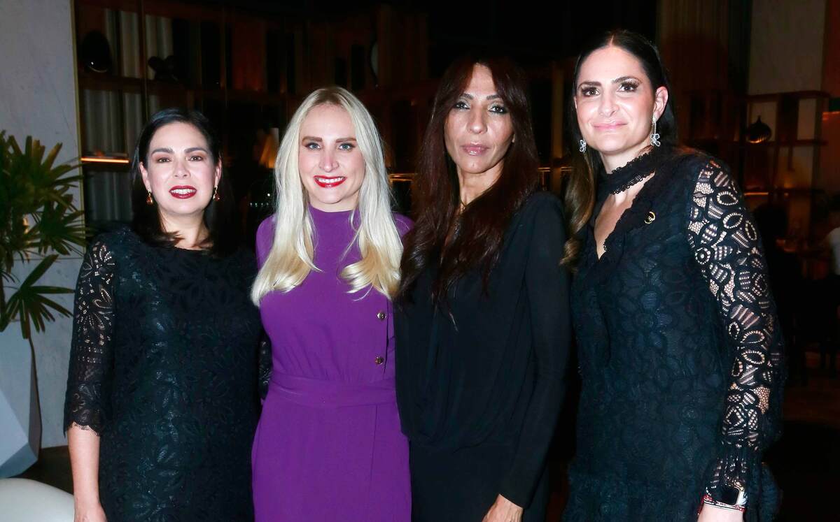 Gabriela Riveros, Susy Cueto, Cynthia Serur y Jennie Benabib