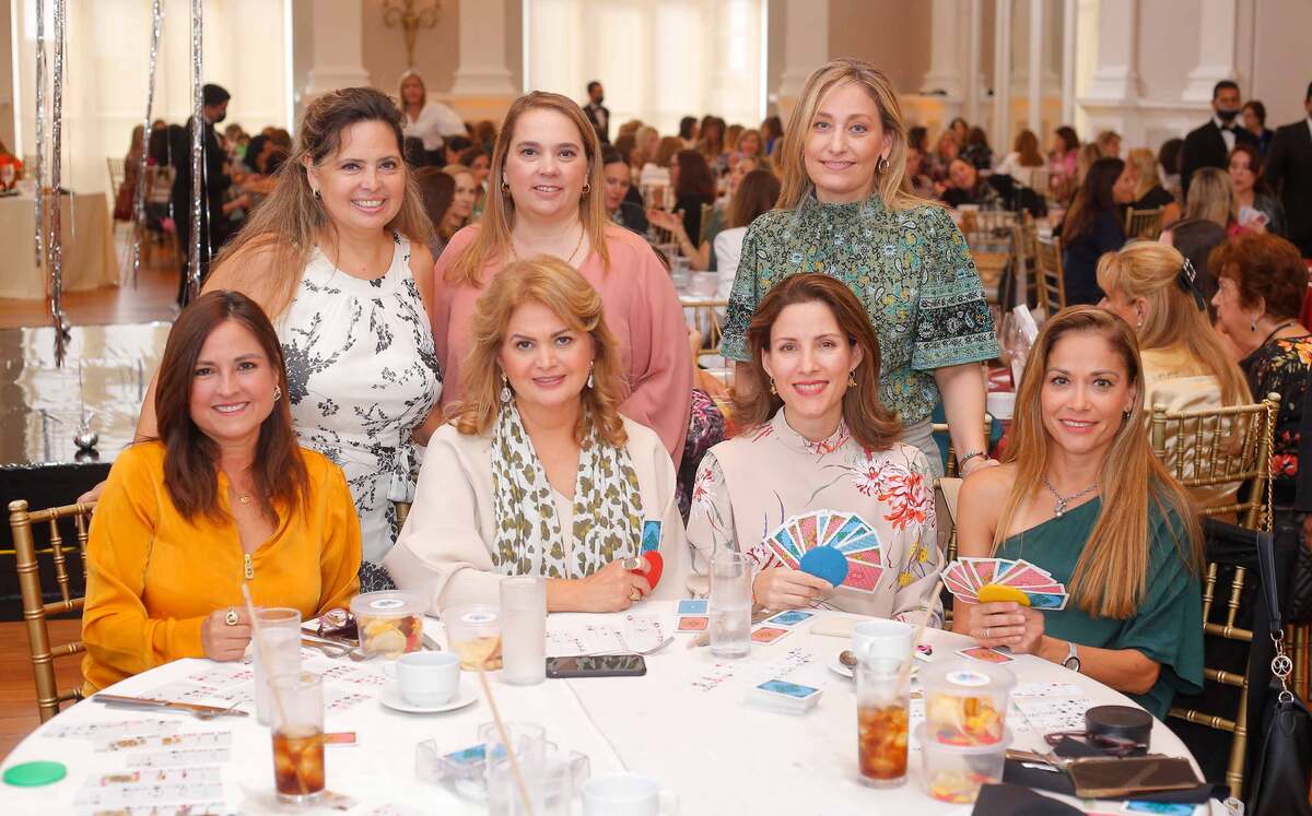 Rosy González, Cristina Vargas, Yoana García, Alejandra Gutiérrez,  Alba Sánchez, Katia Lozano y Marcela Lozano