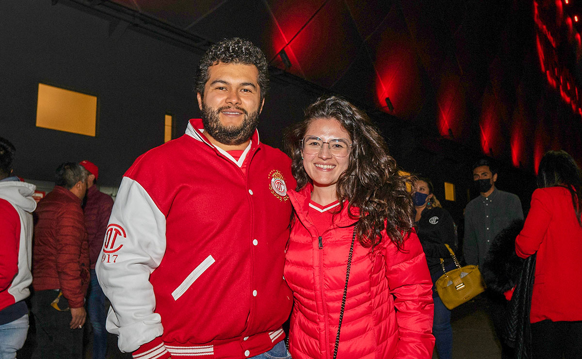 Erick Hernández y Lesly Espejel