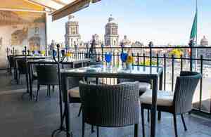 Así operan los restaurantes con terraza en el Zócalo de CDMX para estafarte