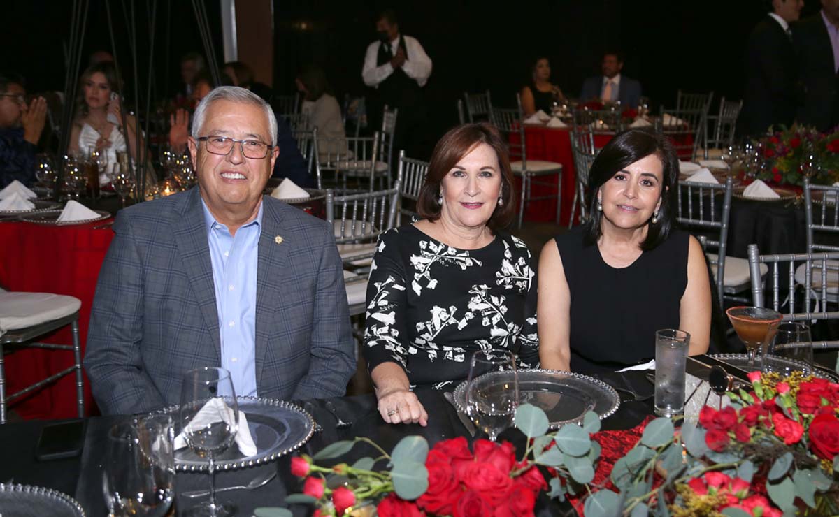 Antonio, Liliana e Hilda