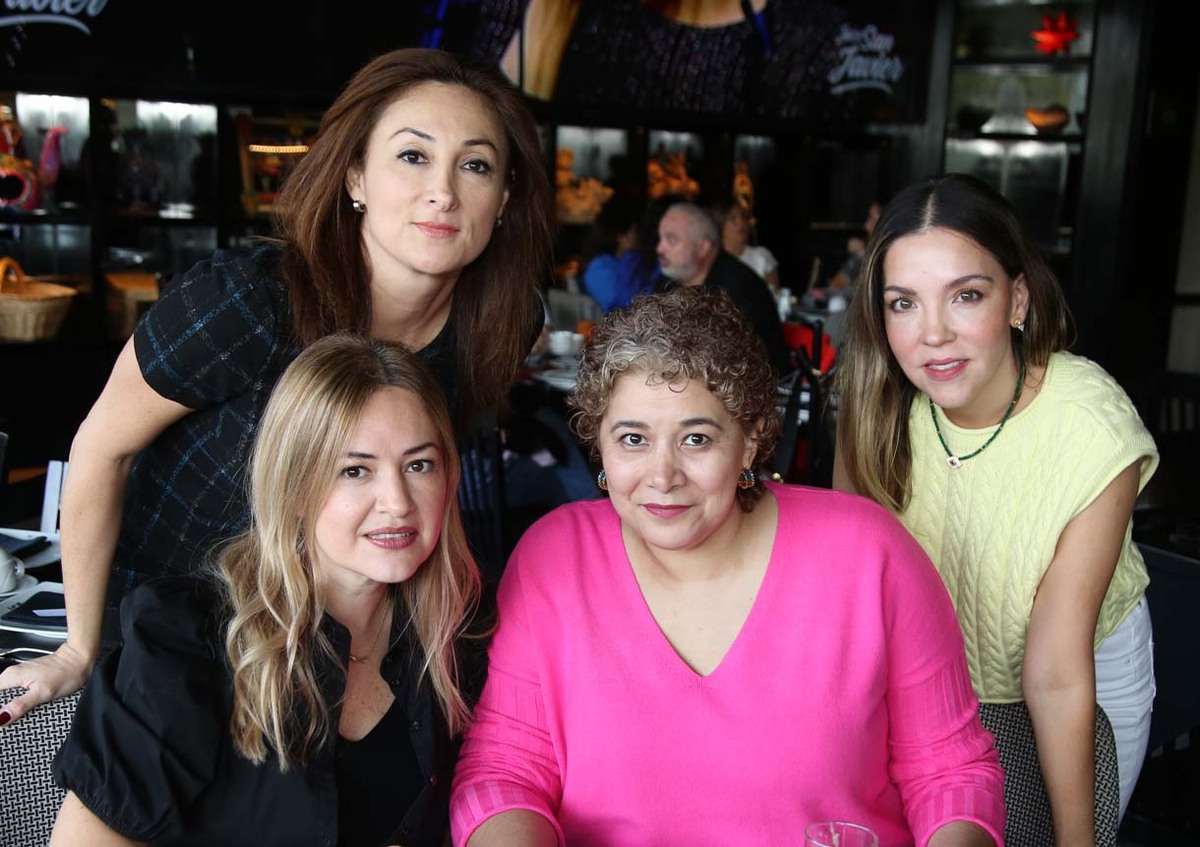 Berny Cañamar, Claudia Garza, Karina Núñez y Sandra Villarreal de Bernal