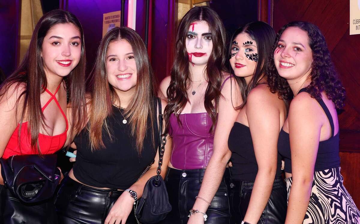 Camila Piña, María Fernanda Robles, Estefy Hernández, Alexa Zamora y Paloma Bernal
