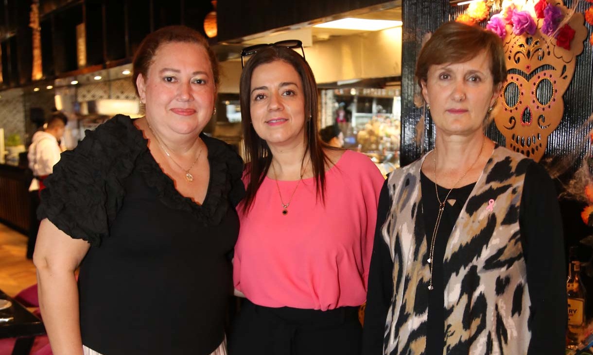 Beatriz Rodríguez, Claudia Mendoza y Flora Ferrara