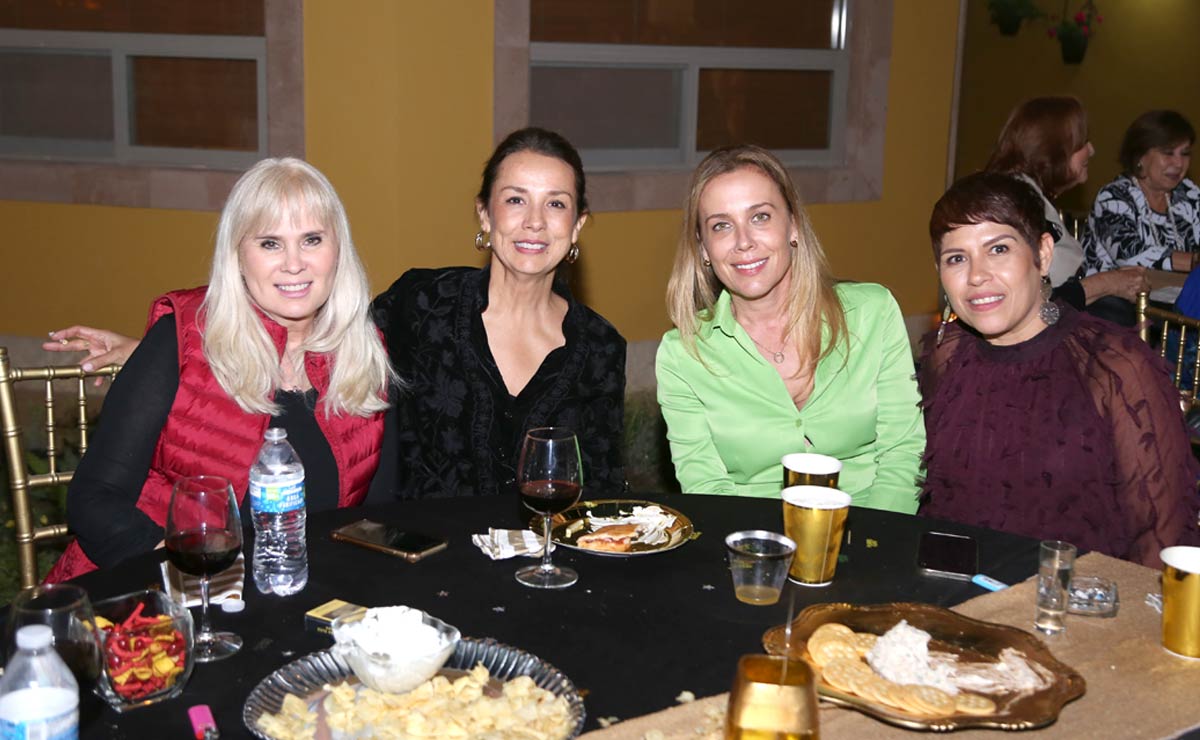 Liliana, Isabel, Ana y Chacha