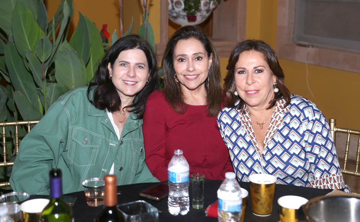 Susana, Rosa María y Nenabel