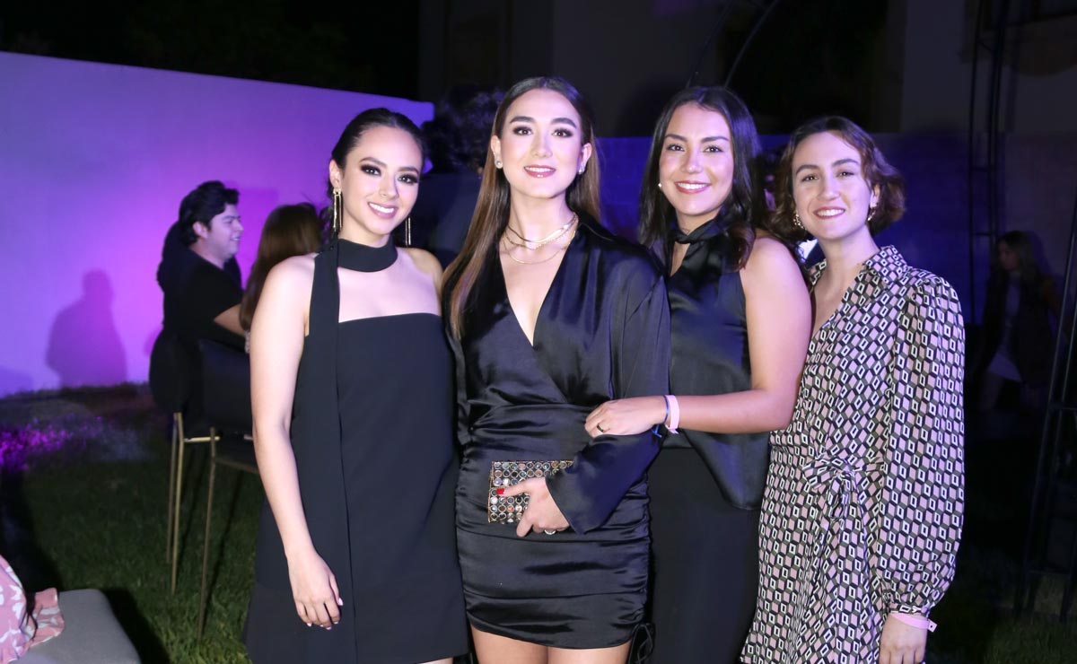 Victoria, Ely, Ana y Rocío